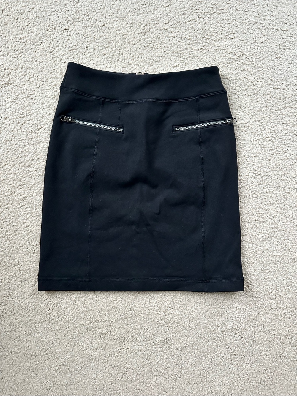 Lululemon Women's Black Skirt with Zipper Accents